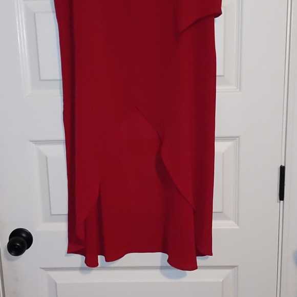 Red high-low top - Picture 2 of 6